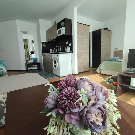 прекрасен с изглед към морето сарафово 1 Apartment Burgas