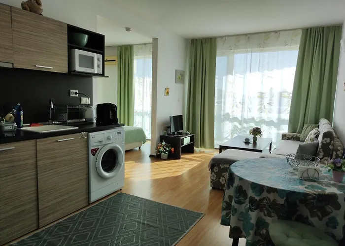 Апартаменты прекрасен с изглед към морето сарафово 1 *